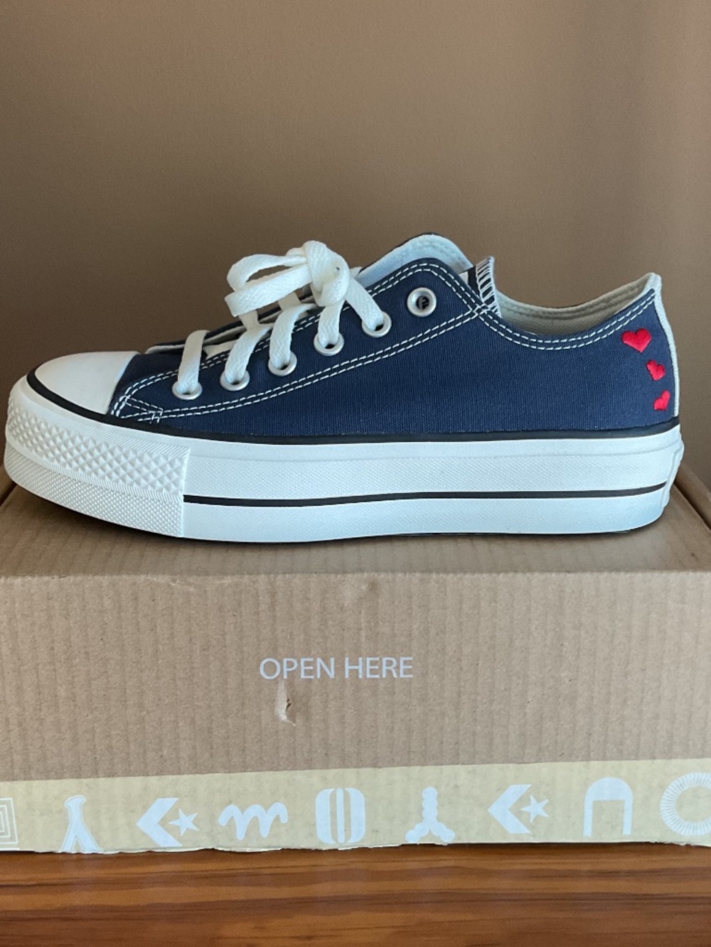 Converse Chuck Taylor Lift 7, 7.5